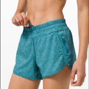Lululemon Tracker short size 10 4” inseam
